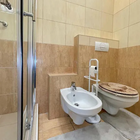 아파트 In Centre Of