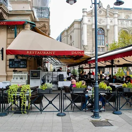 In Centre Of Apartmán