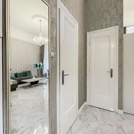 Apartment In Centre Of