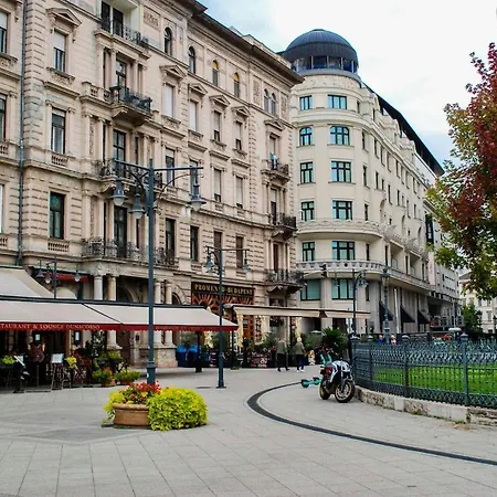 Apartment In Centre Of Budapest